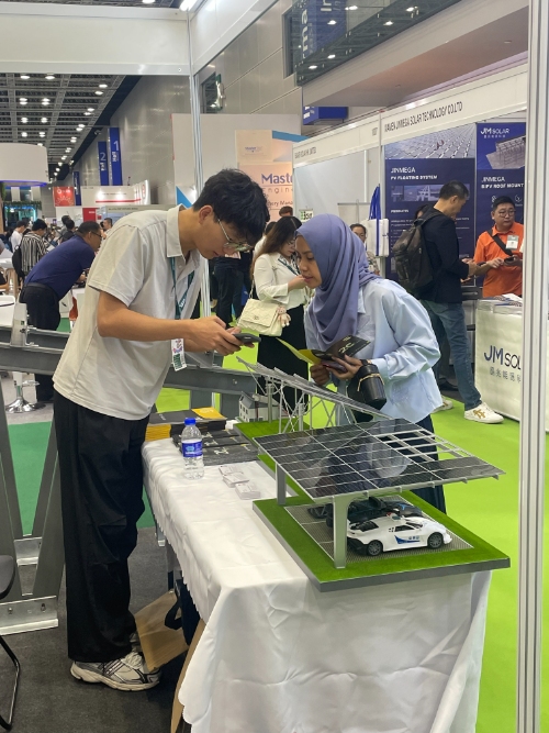 DX Solar Team with International Partners